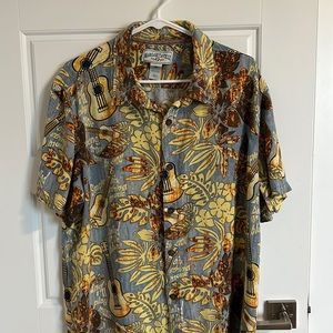 Margaritaville Hawaiian Play The Blues shirt. EUC